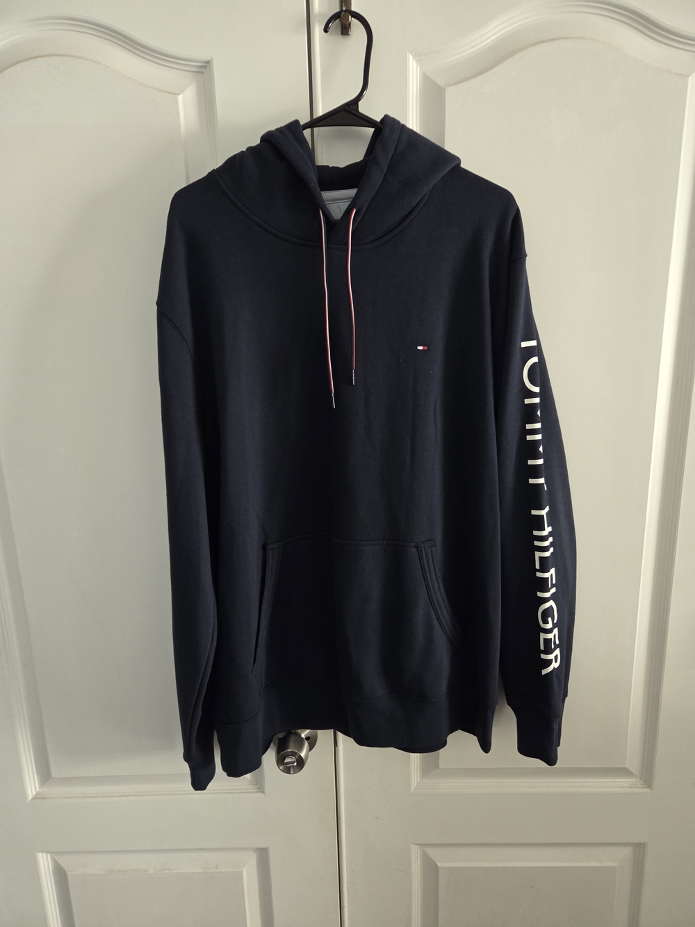 Tommy Hilfiger Men's Navy Pullover Hoodie
